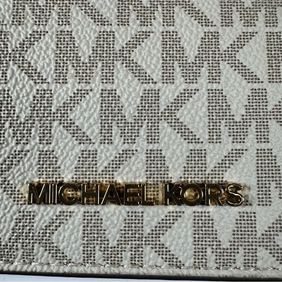 MICHAEL Michael Kors NWT Jet Set Convertible Pouchette Crossbody - Picture 12 of 13